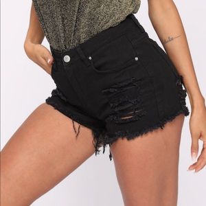 5-pocket Raw Hem Ripped Denim Shorts